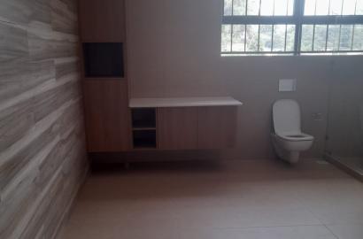 Modern 5 & 6 bedroom Townhouses with DSQ for rent in Loresho.